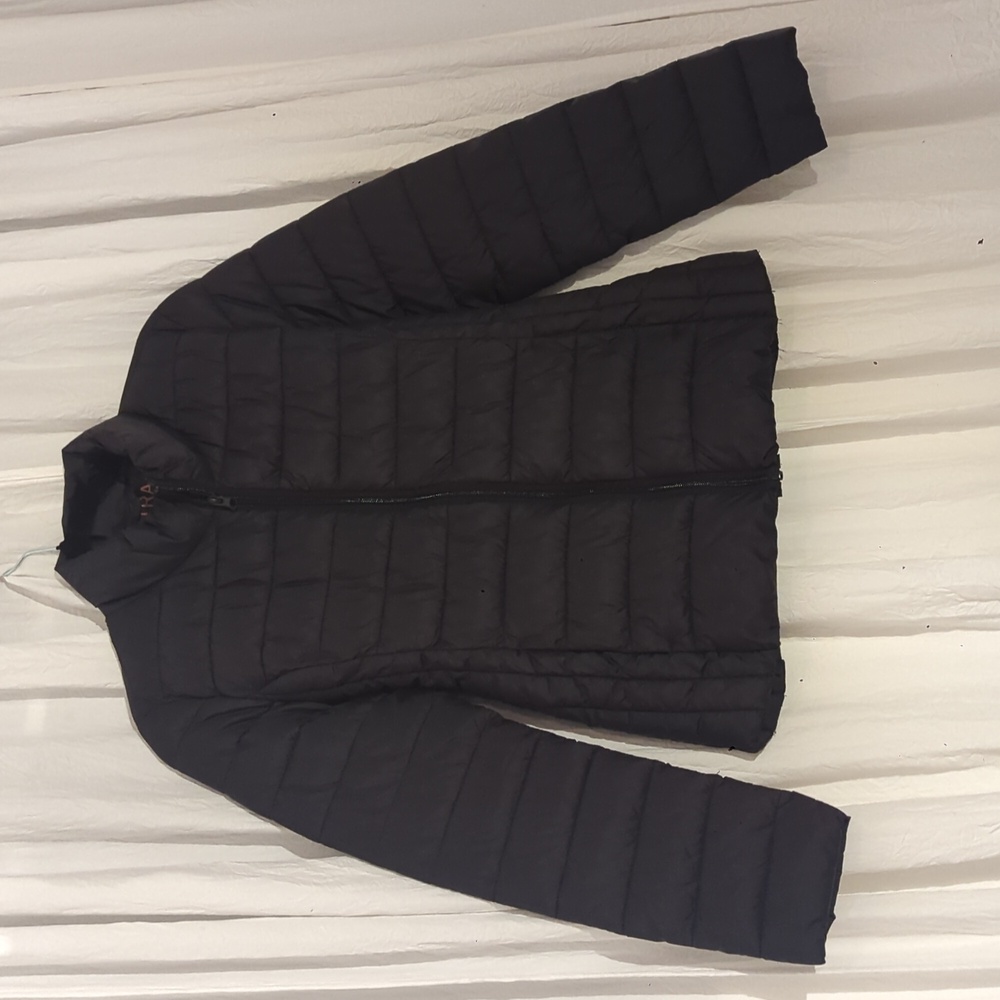 NWOT Light but warm puffer jacket.